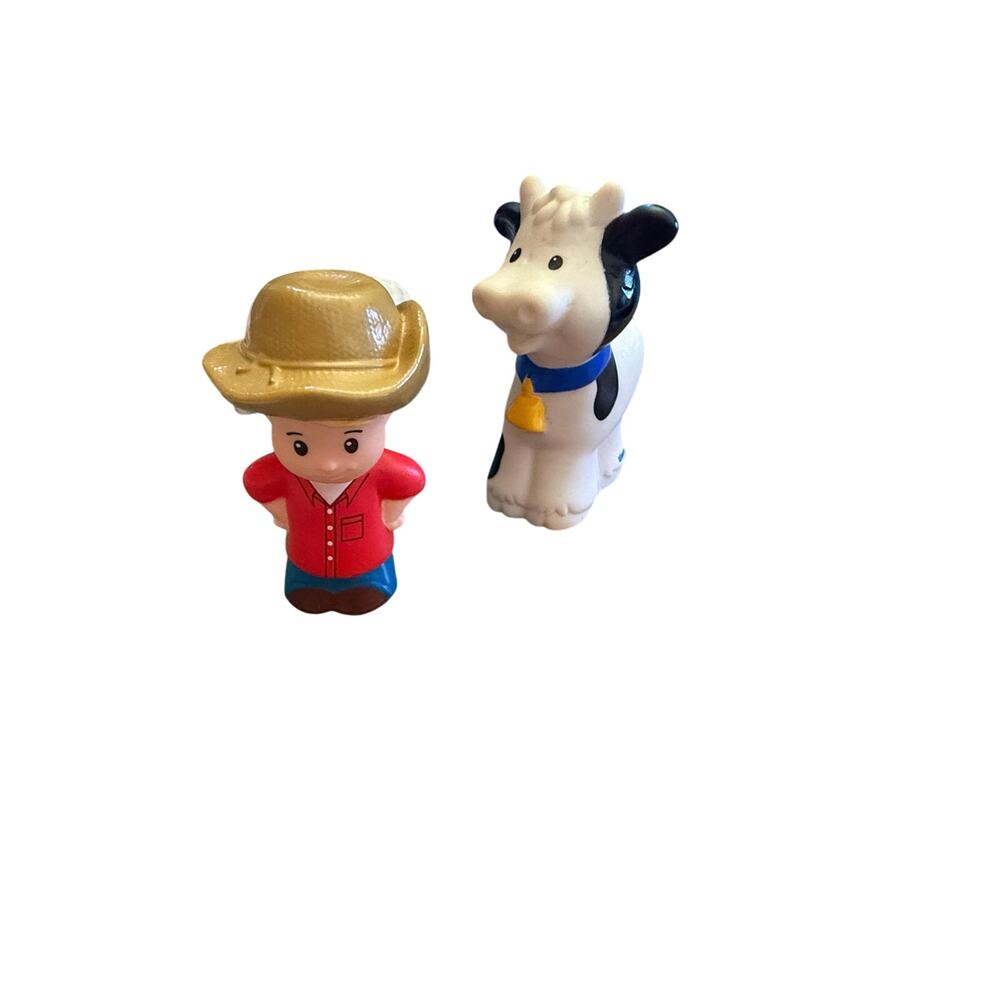 Big Farm Toy Bundle –Cow, Sheep, Pig Figures & Milking Fence - Picture 3 of 9